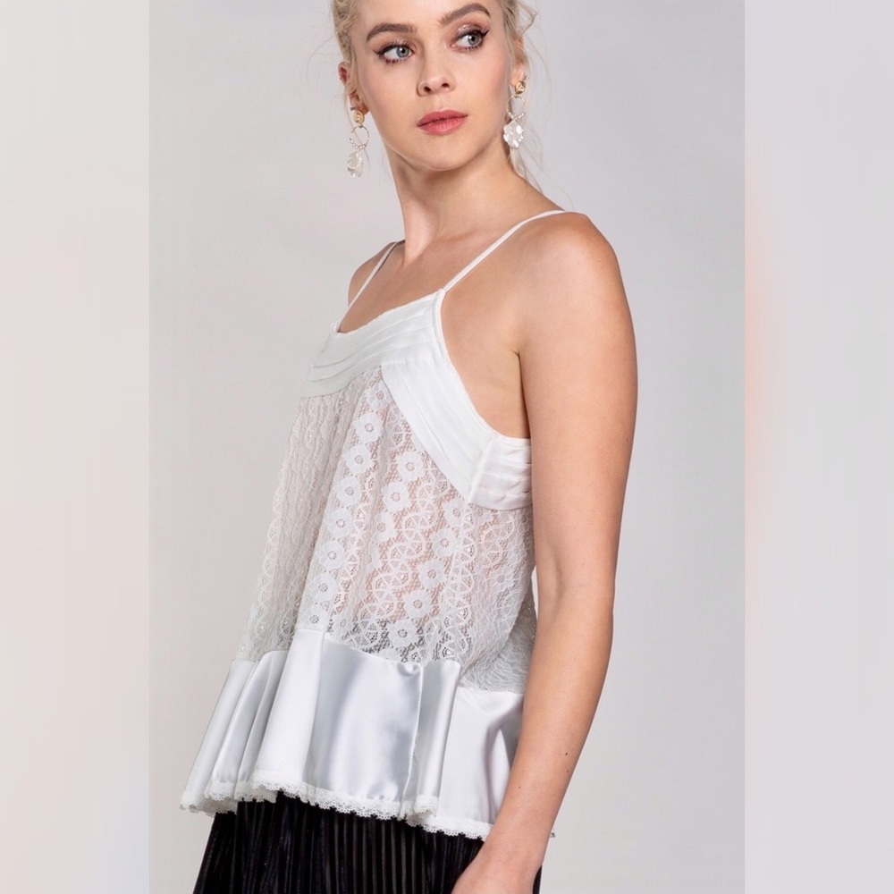 POL Ivory Satin & Lace Cami Top - Picture 7 of 10